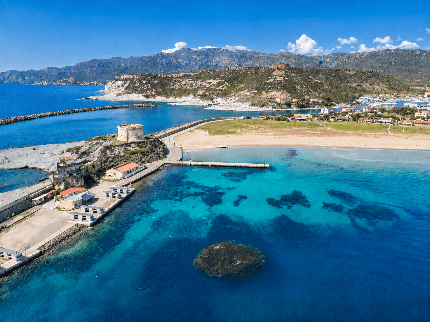 Costa e spiagge nei dintorni di Bosa